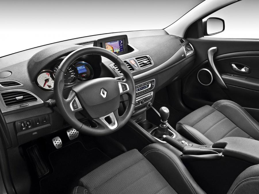  Renault Megane GT 2010 года  (фото 3 из 16)